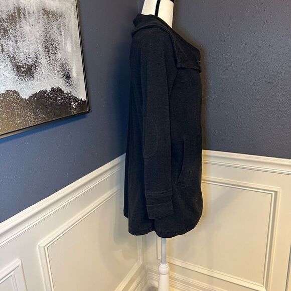 Lululemon Gratitude Wrap - Picture 9 of 13